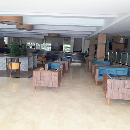Отель Club Delfin 4*